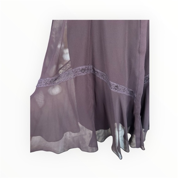 Needle & Thread Victorian Ruffle Midi Dress Plum Purple Lace Flutter Sleeve Sz 6 - Picture 5 of 12